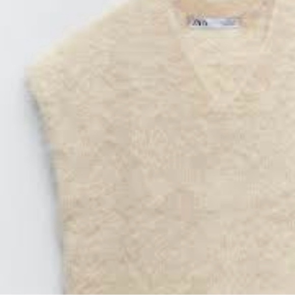 Zara Alpaca Soft Knit Sweater Vest - Picture 3 of 10